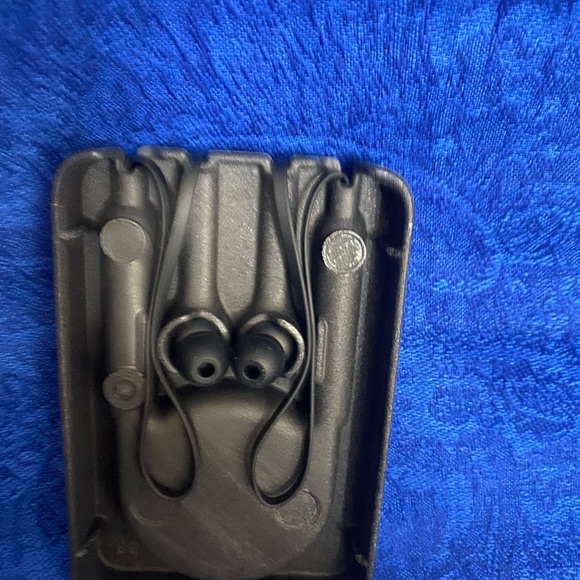 COPY - Beats flex - Picture 4 of 5